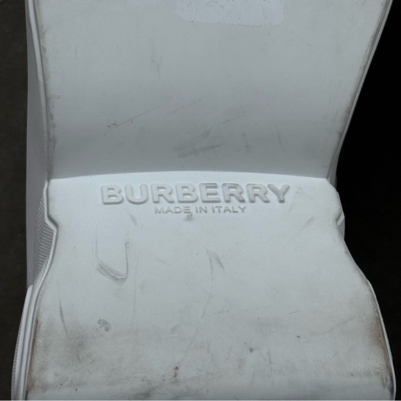 Burberry Axburton Quilted Leather Sneakers - White - Picture 8 of 9